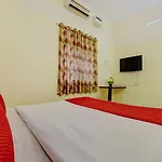 Oyo 1602 Galaxy Manor
