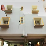 Oyo 1602 Galaxy Manor