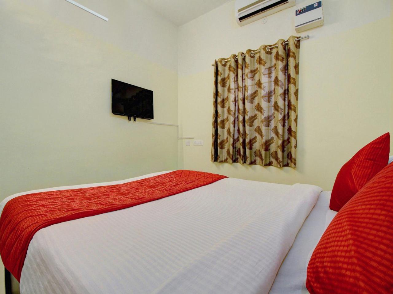 Oyo 1602 Galaxy Manor 3* Chennai