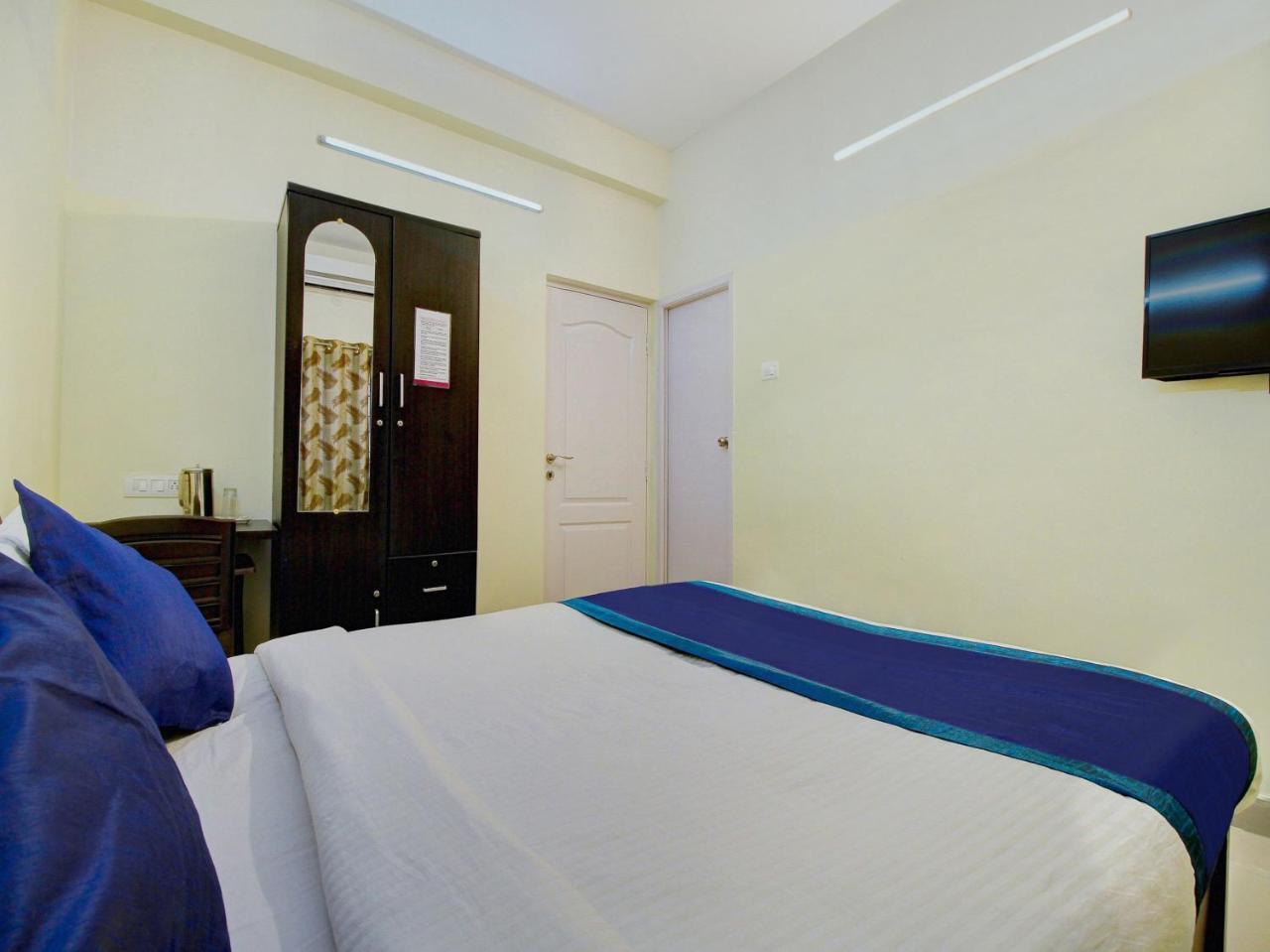 Oyo 1602 Galaxy Manor Hotel