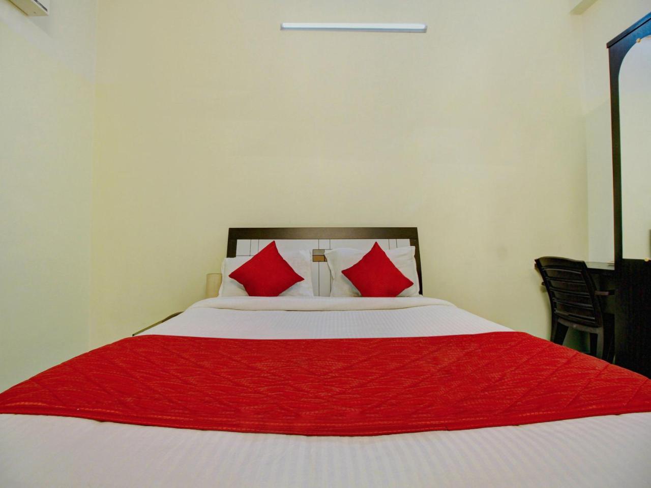 Hotel Oyo 1602 Galaxy Manor