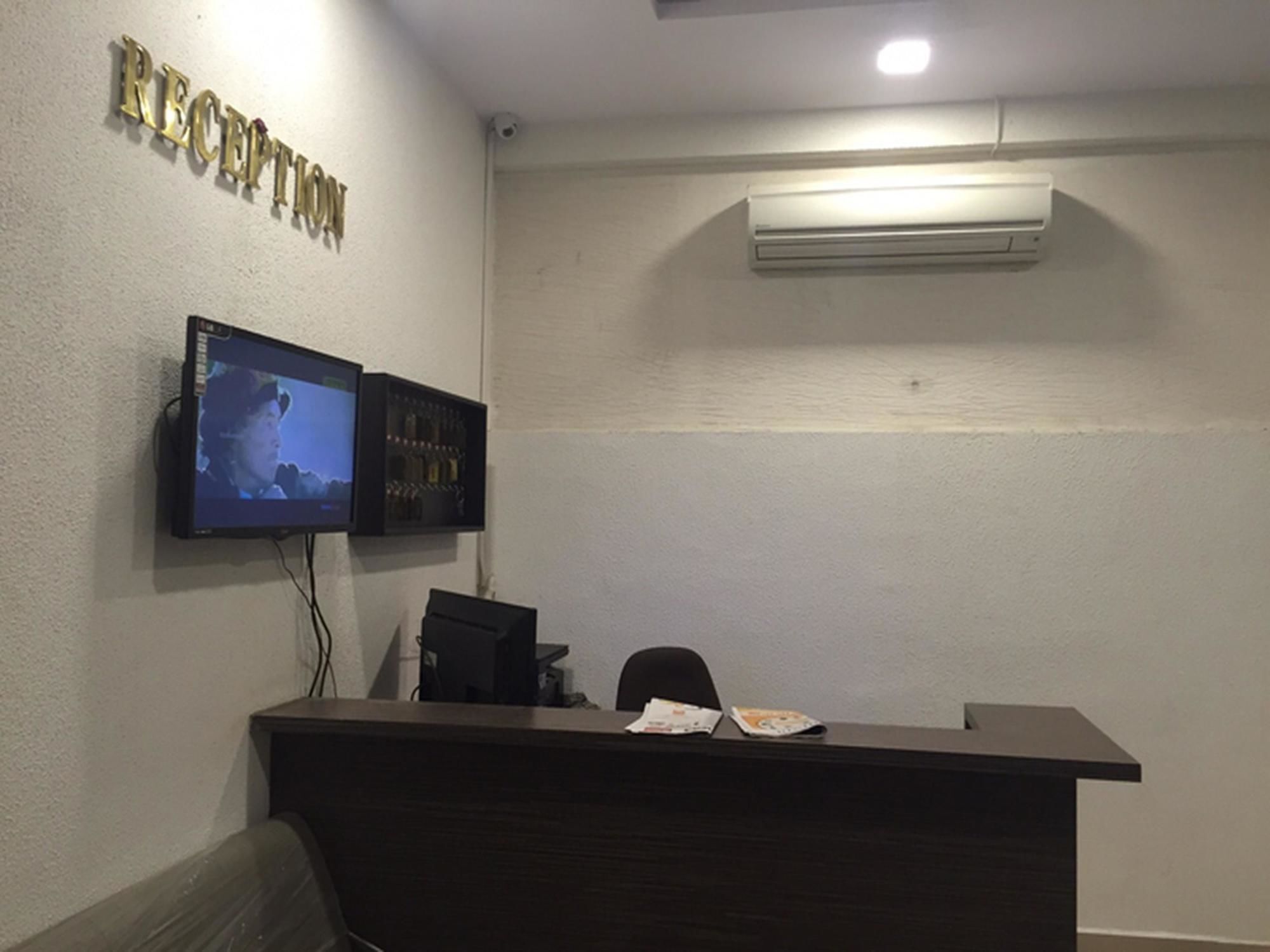 Hotel Oyo 1602 Galaxy Manor 3*