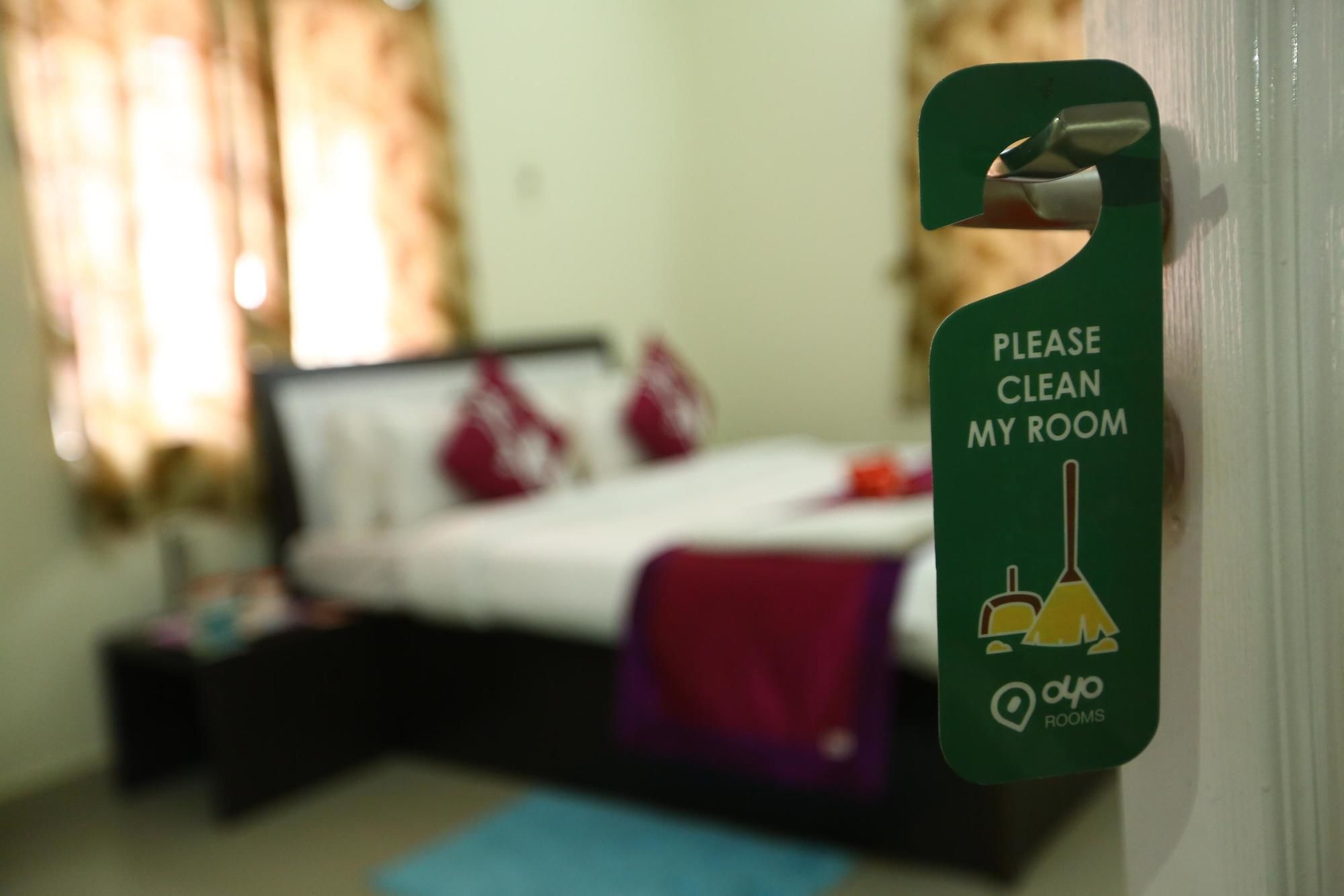 Oyo 1602 Galaxy Manor Hotel